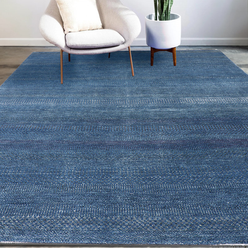 Abstract Area Rug in Dark Blue, Rectangle 6' x 9'