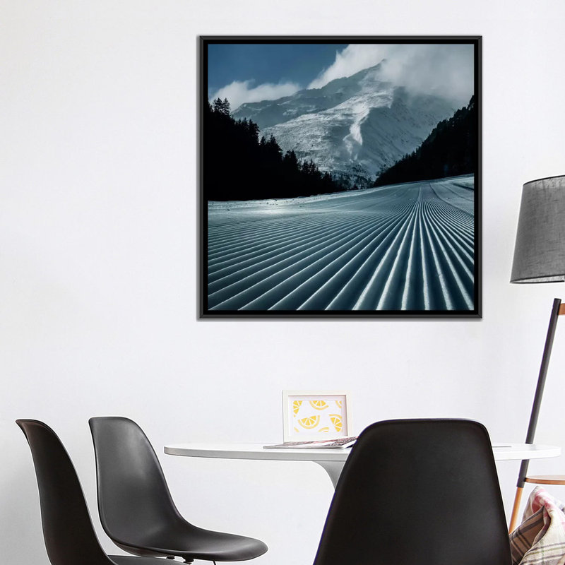 «Ski Tracks», impression sur toile, H 18 po x l 18 po x P 1,5 po, Toile avec cadre noir