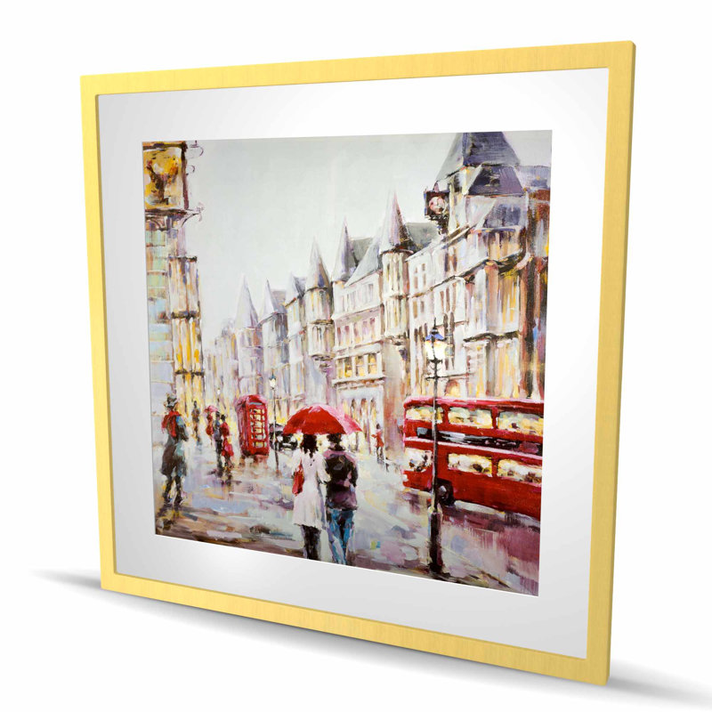 «European Street by a Rainy Day - Woman Office», reproduction encadrée, H 36 po x l 36 po, Doré
