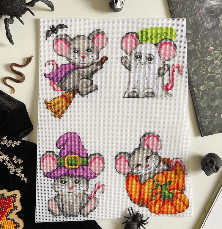 "Halloween Mouses" 102CS Kit au point de croix
