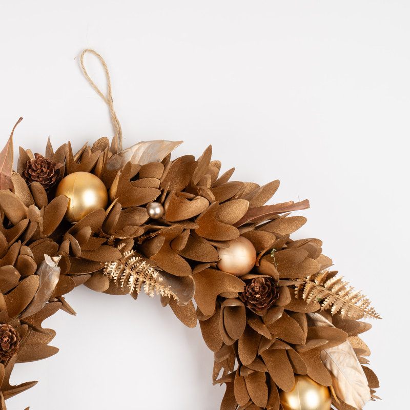 38cm Gold Wood Shave Wreath
