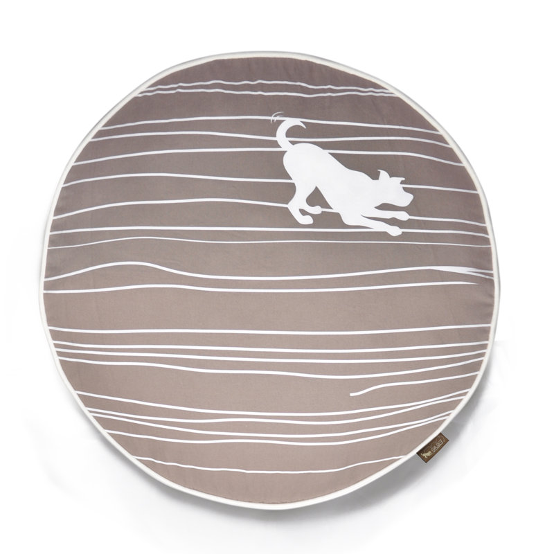 Dog on Wire Round Dog Bed Cover, Medium - 36", Beige