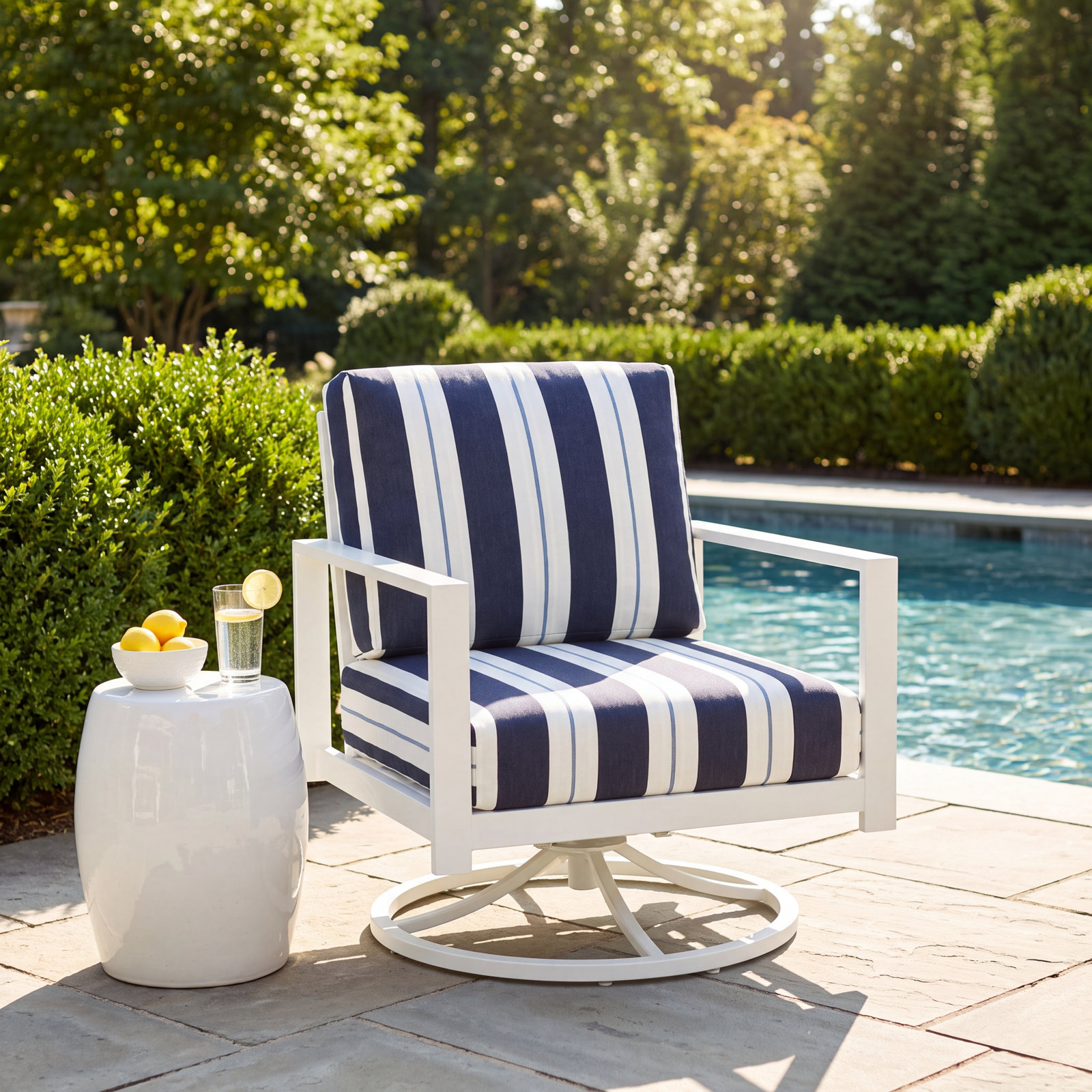 Townsend Metal Outdoor Lounge Chair With Sunbrella Cushion