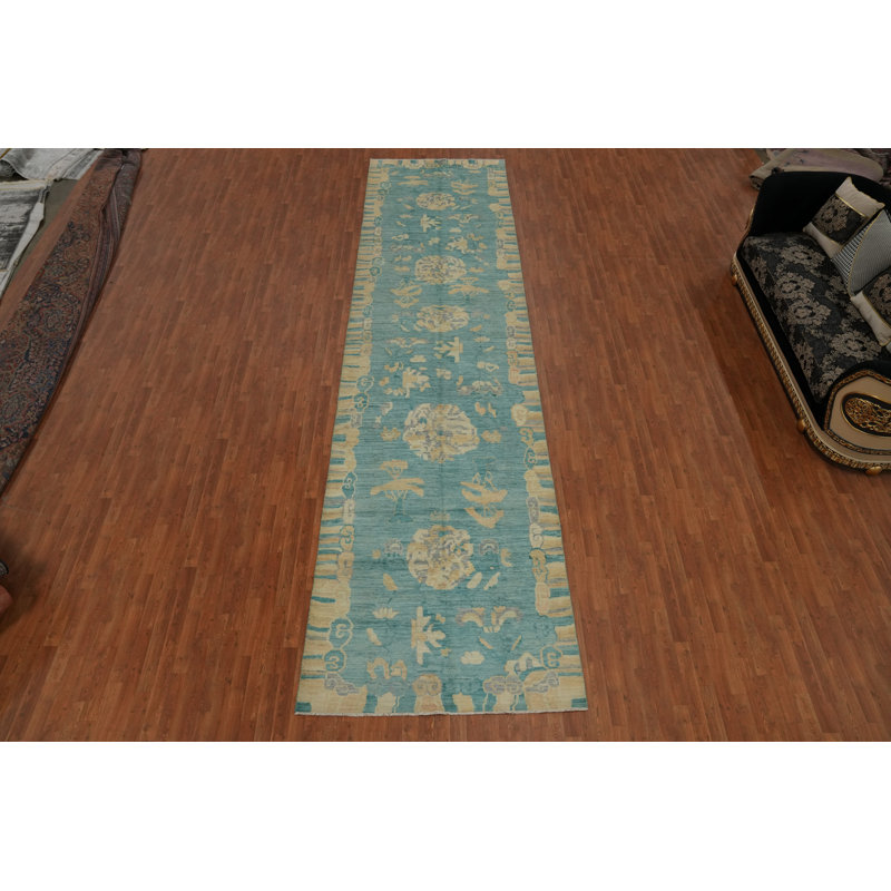 Tapis de couloir à motif floral clair teinté bleu clair 5 x 19 Ziegler