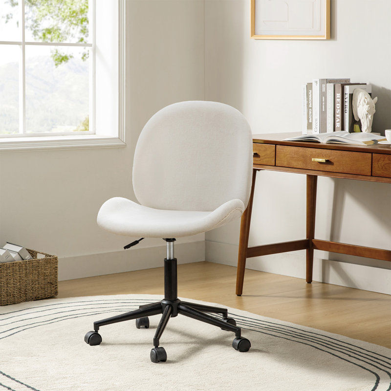 Chaise de bureau pivotante à dossier moyen en polyester 36,5 po Flavia, Beige