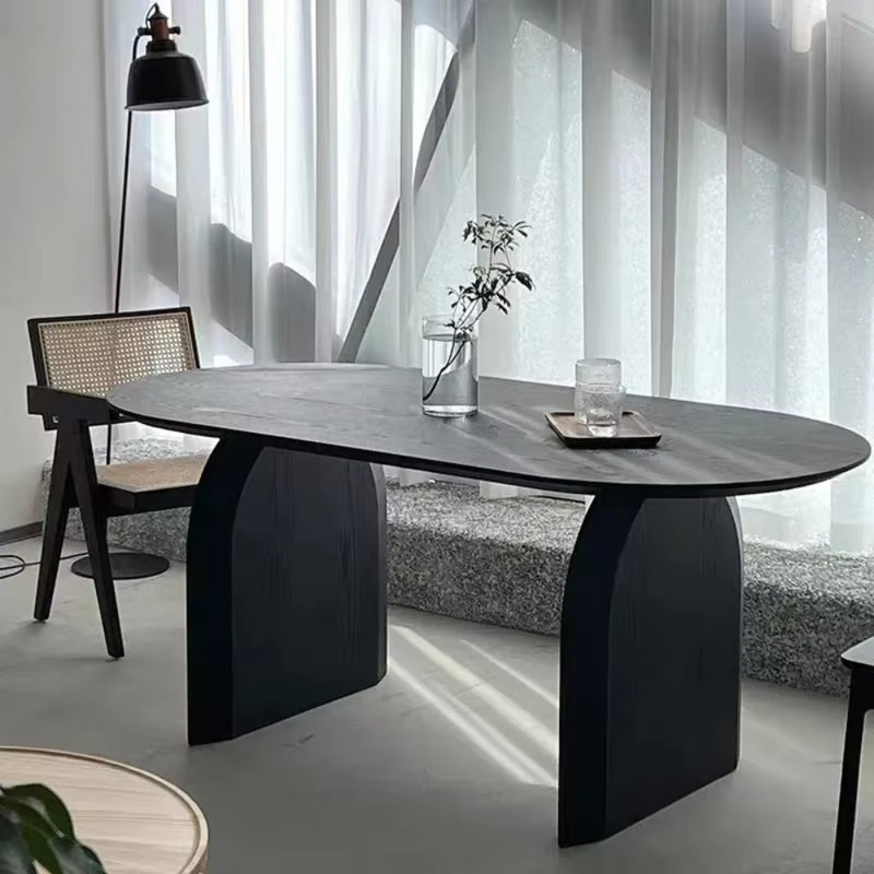 Table de salle à manger ronde en noyer avec pieds doubles
