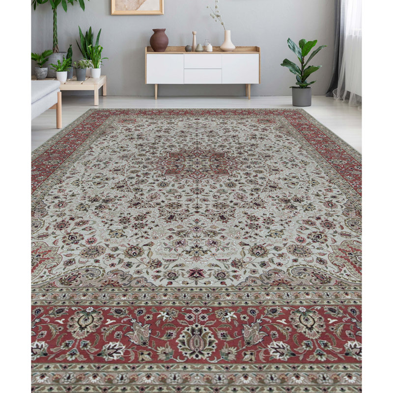 Wool Oriental Area Rug in Rust/Cream