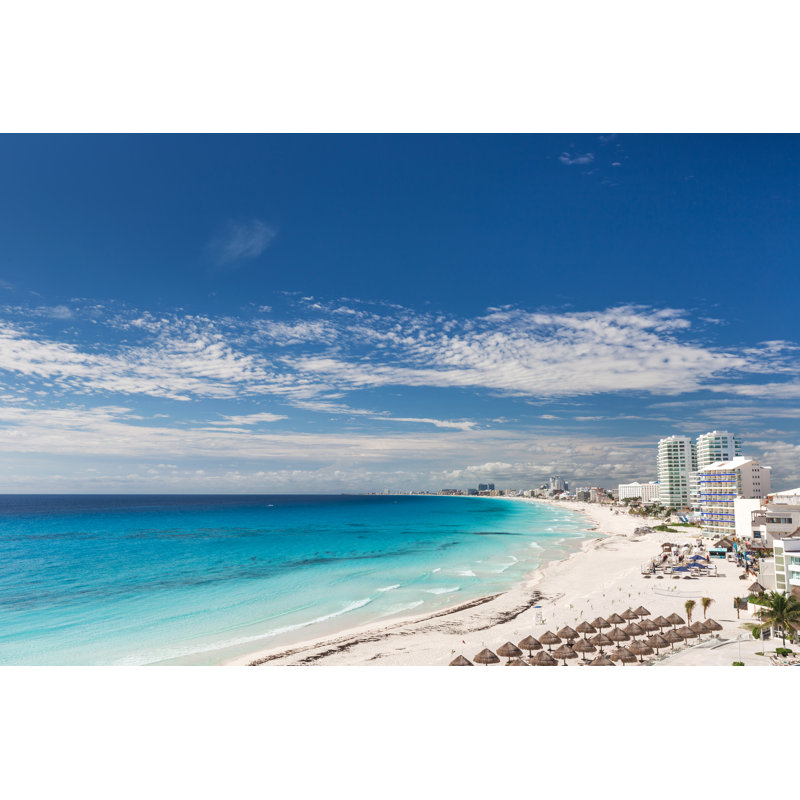 Cancun Beach par Pashapixel - Photographie sur toile tendue, L 30 po x H 20 po