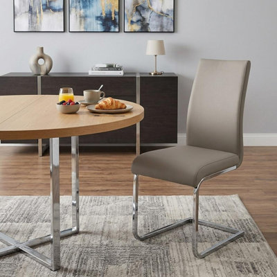 Haugen 18.5'' H Faux Leather Upholstered Side Chair