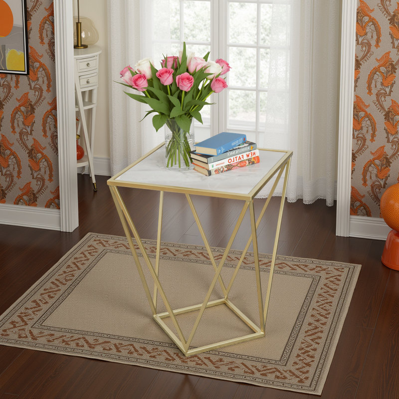 Table d'appoint dorée et blanche avec plateau, table d'appoint à cadre géométrique en fer
