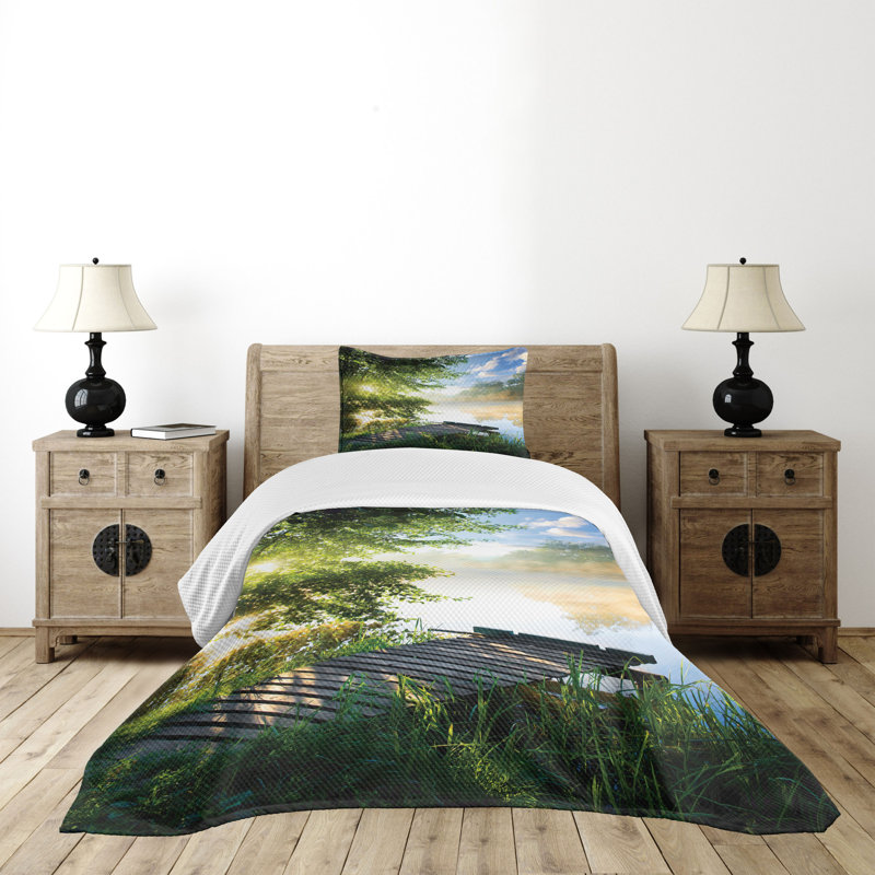 Twin White Polyester Nature Print Bedspread Set