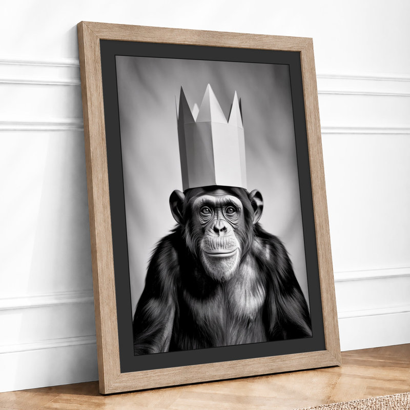 Crowned Dignitary Modern - Framed Print, A4 - 29.7 x 21.0 cm, Oak