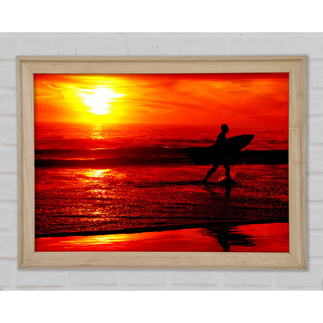 Gerahmtes Leinwandbild Surfers Stunning Orange Ocean