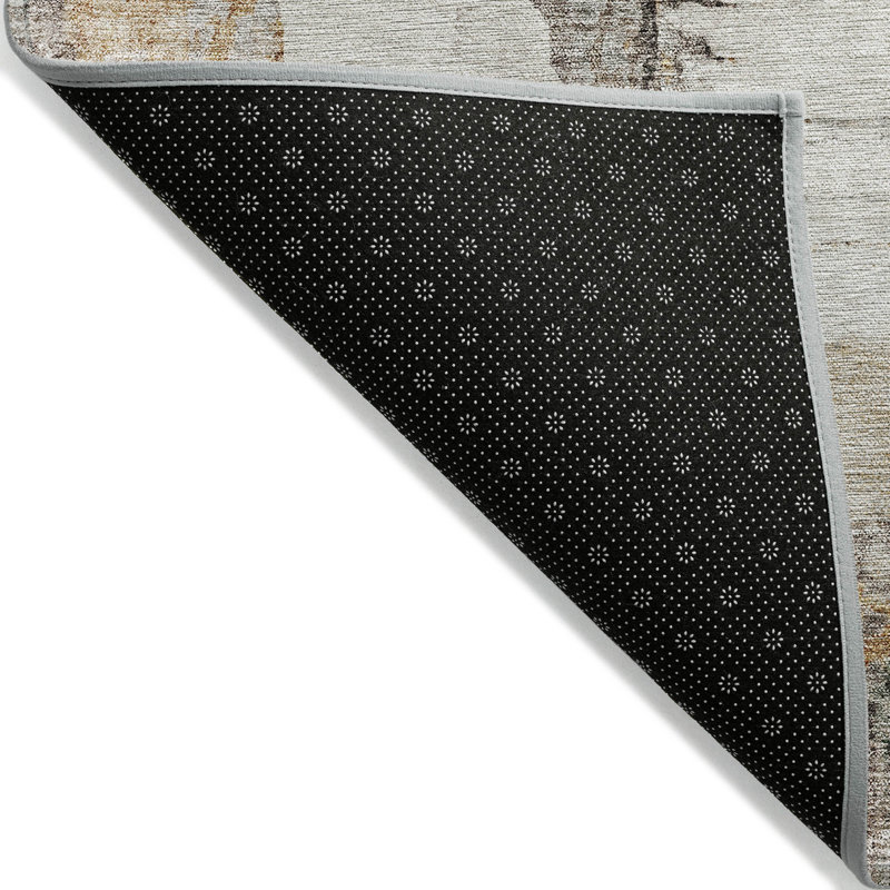  Emblyn Area Rug, Rectangle 1'8" x 2'6"