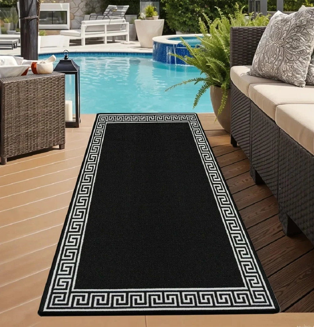 Geometric Indoor / Outdoor Area Rug