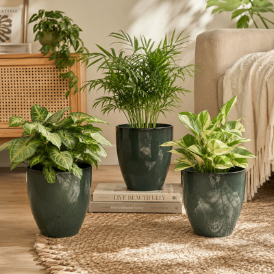 Jardinière intérieure / extérieure en résine vert brillant moderne avec soucoupe et écran de drainage (ensemble de 3)