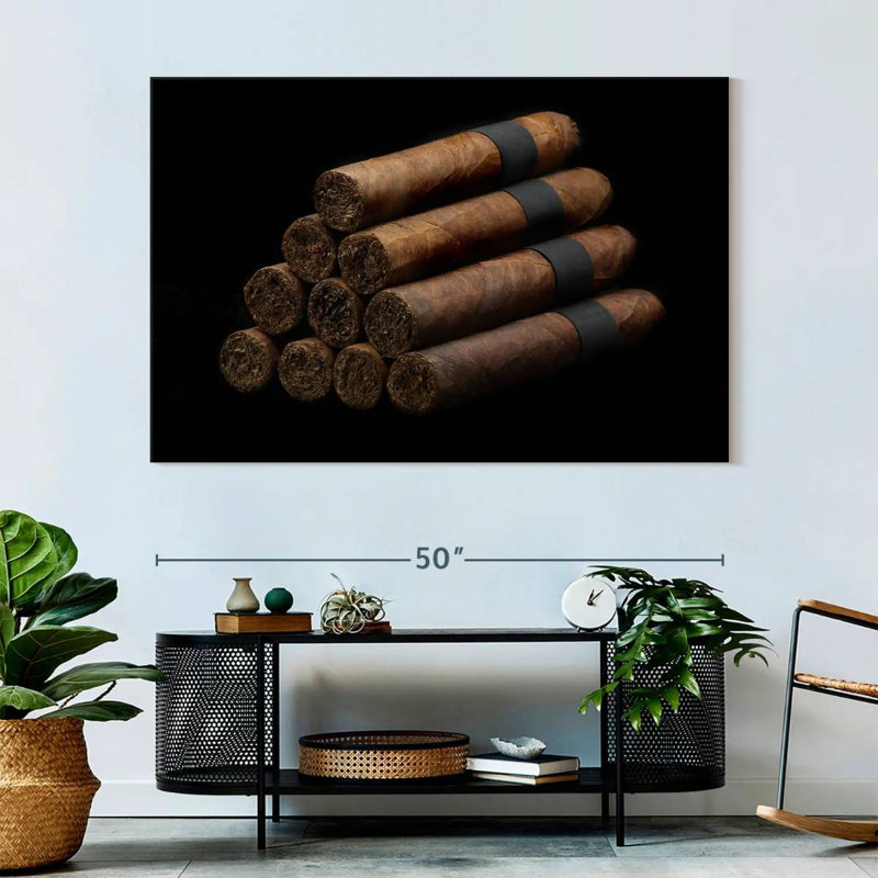 Senne Robusto Cigar Pyramid, 34" H x 51" W