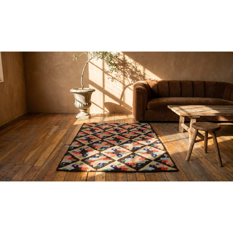 Small Scatter Size American Hooked Multicolor Wool 1930s Antique Rug