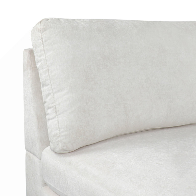 CHAISE LOUNGE