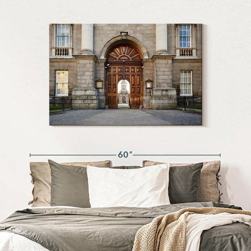 Lilie Trinity College, Dublin, H 32 po x l 48 po