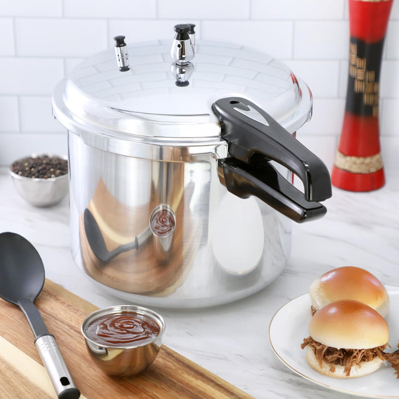 Induction Stovetop Pressure Cooker With Steamer Rack, 11.5qt Capacity, 5 cups