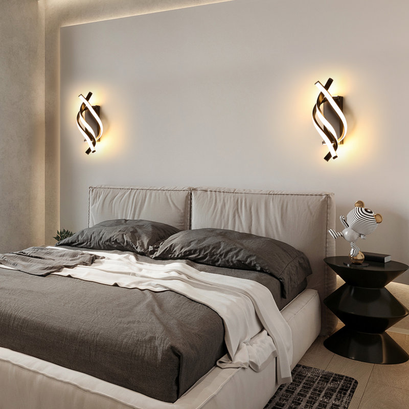 Shulin 3-Light Spiral-shaped Flush Mount Wall Sconce, Black, 3000K