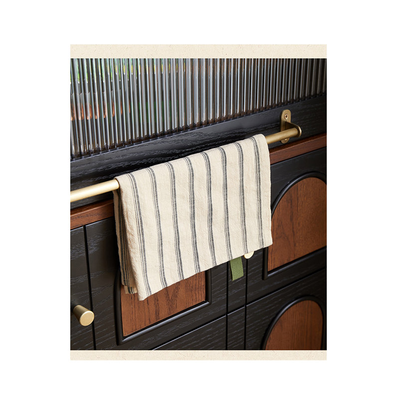 Armoire d'appoint de style rétro français