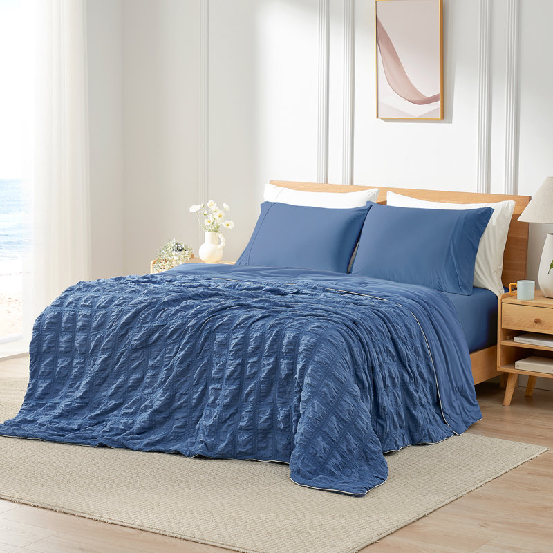 Seersucker Cooling Comforter - Reversible Summer Quilt for Hot Sleepers, Reduces Skin Temp 2-5 Degrees, Pet-Friendly, Machine Wash Tumble Dry Low