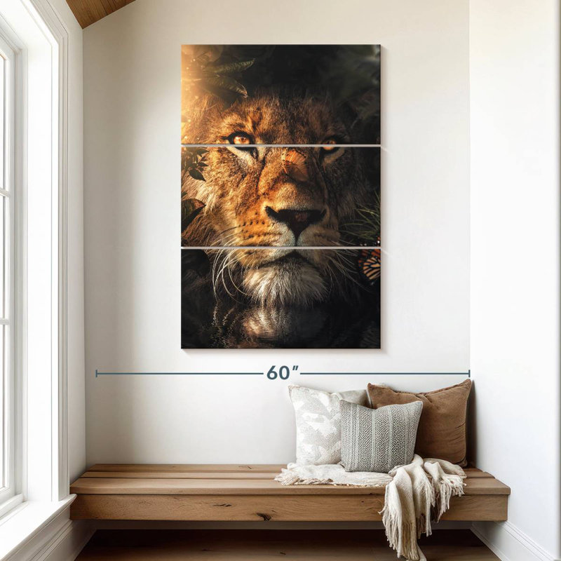 Brampt Lion Hiding