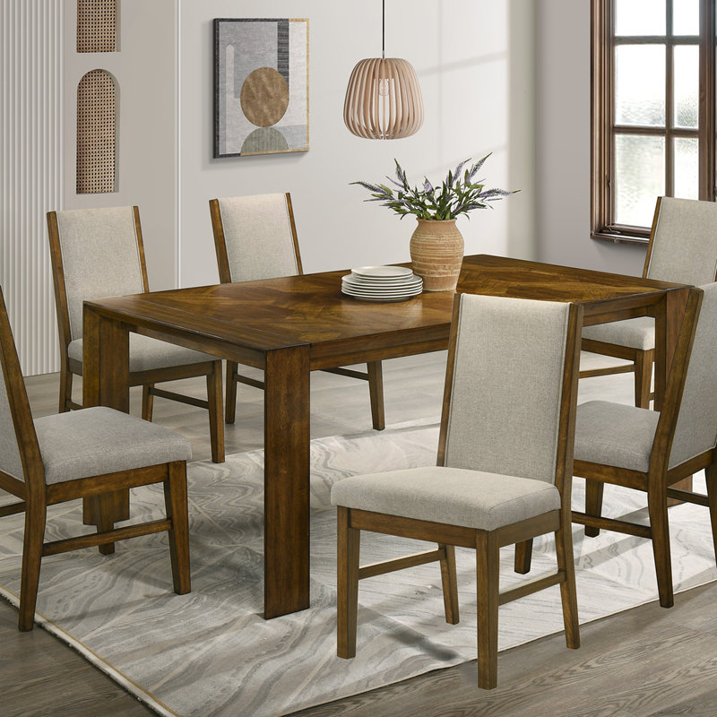 Chaises capitonnées capitonnées 2 pièces avec tissu doux pour un confort luxueux dans une salle à manger moderne