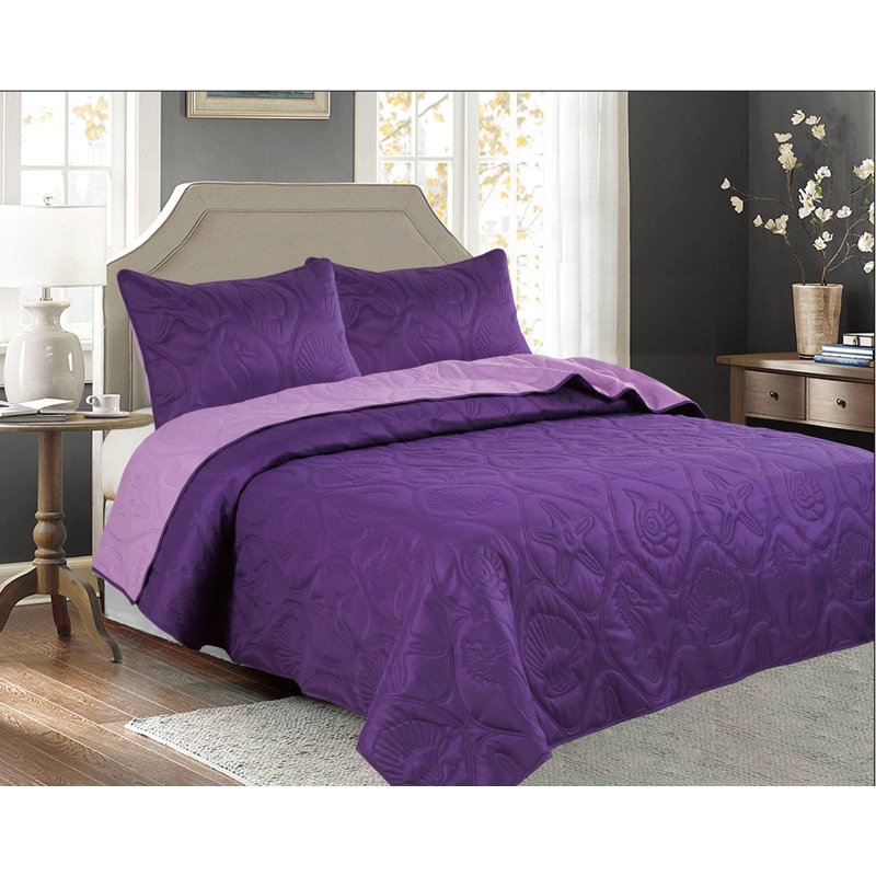 Shell Animal Print Coverlet Set, Queen Bedspread + 2 Shams, Purple