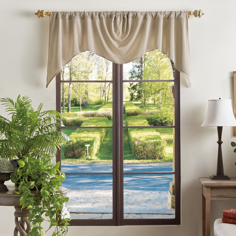 Naples Scalloped Window Valance