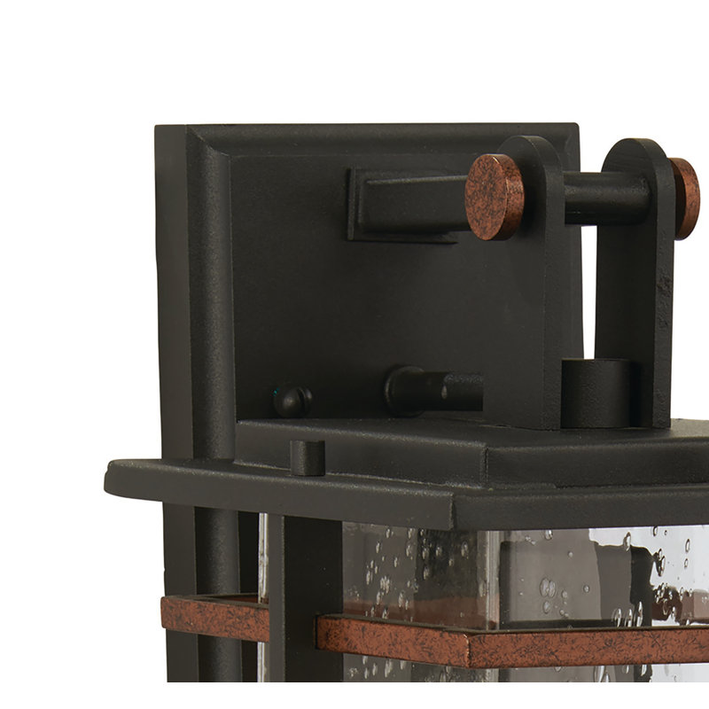 Lanterne murale d'extérieur Plaisance, H 14,75 po x l 6,5 po x P 7,75 po