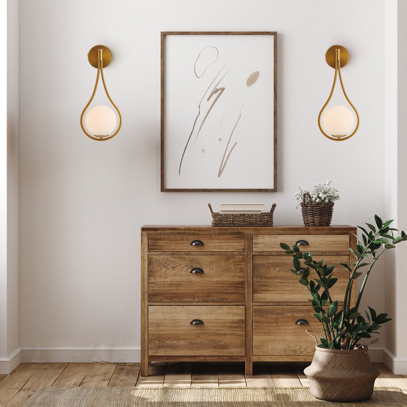 Andrekia Teardrop Gold Wall Sconce