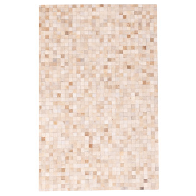 Tapis beige en peau de vache patchwork 4 pi 0 po x 6 pi 0 po