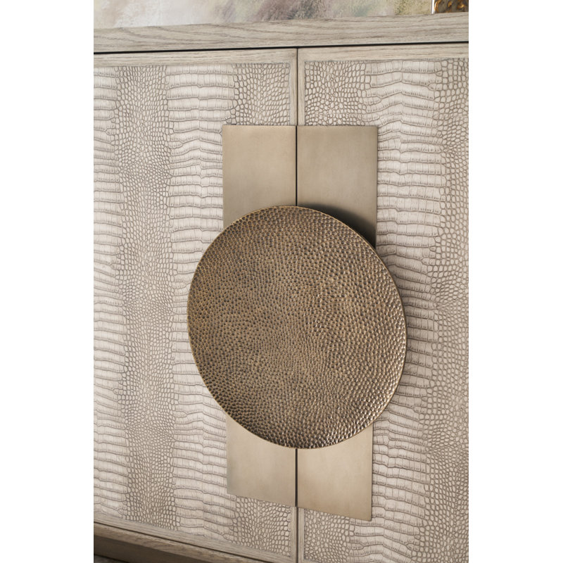 Spencer St. James Credenza, Argento