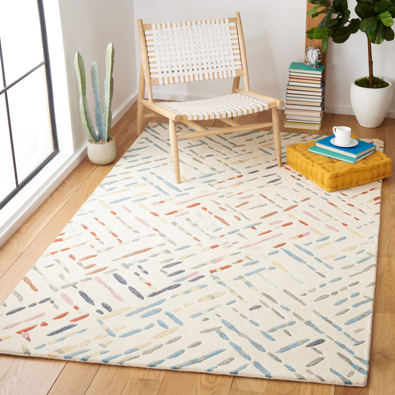Ivory and Blue Hand-Tufted Wool 8' x 10' Area Rug