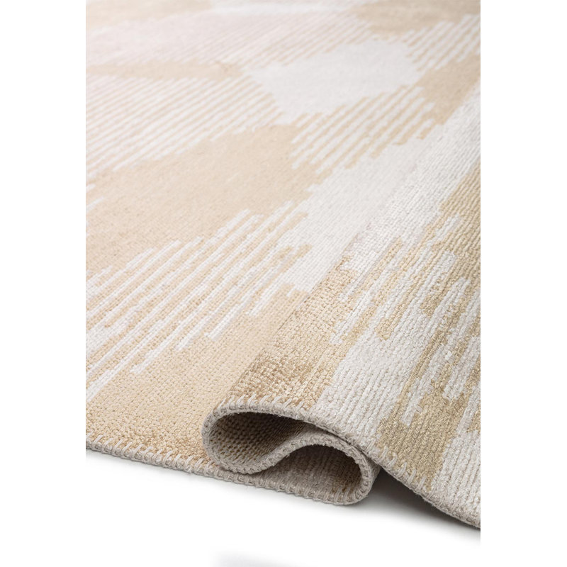 Deaundra Geometric Hand Loom Indoor / Outdoor Area Rug, Rectangle 7'10" x 9'10"