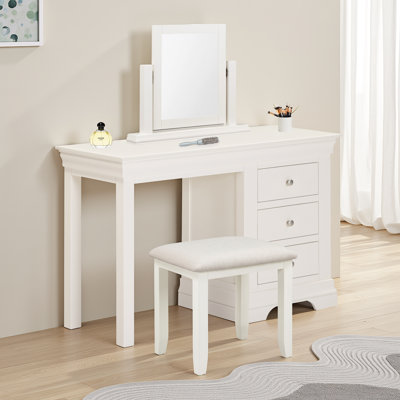 Melchior Dressing Table Set