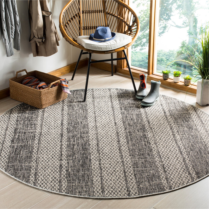Herefordshire Performance Striped Indoor/Outdoor Area Rug, Round 6'7"