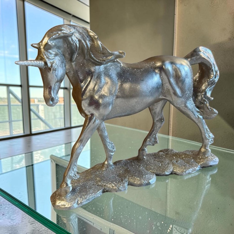 Fantasy & Sci-Fi Statue