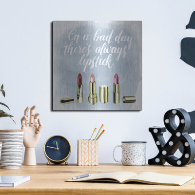 Art mural en métal luxueux «Let's Makquillage I» par Grace Popp, 12 po x 12 po
