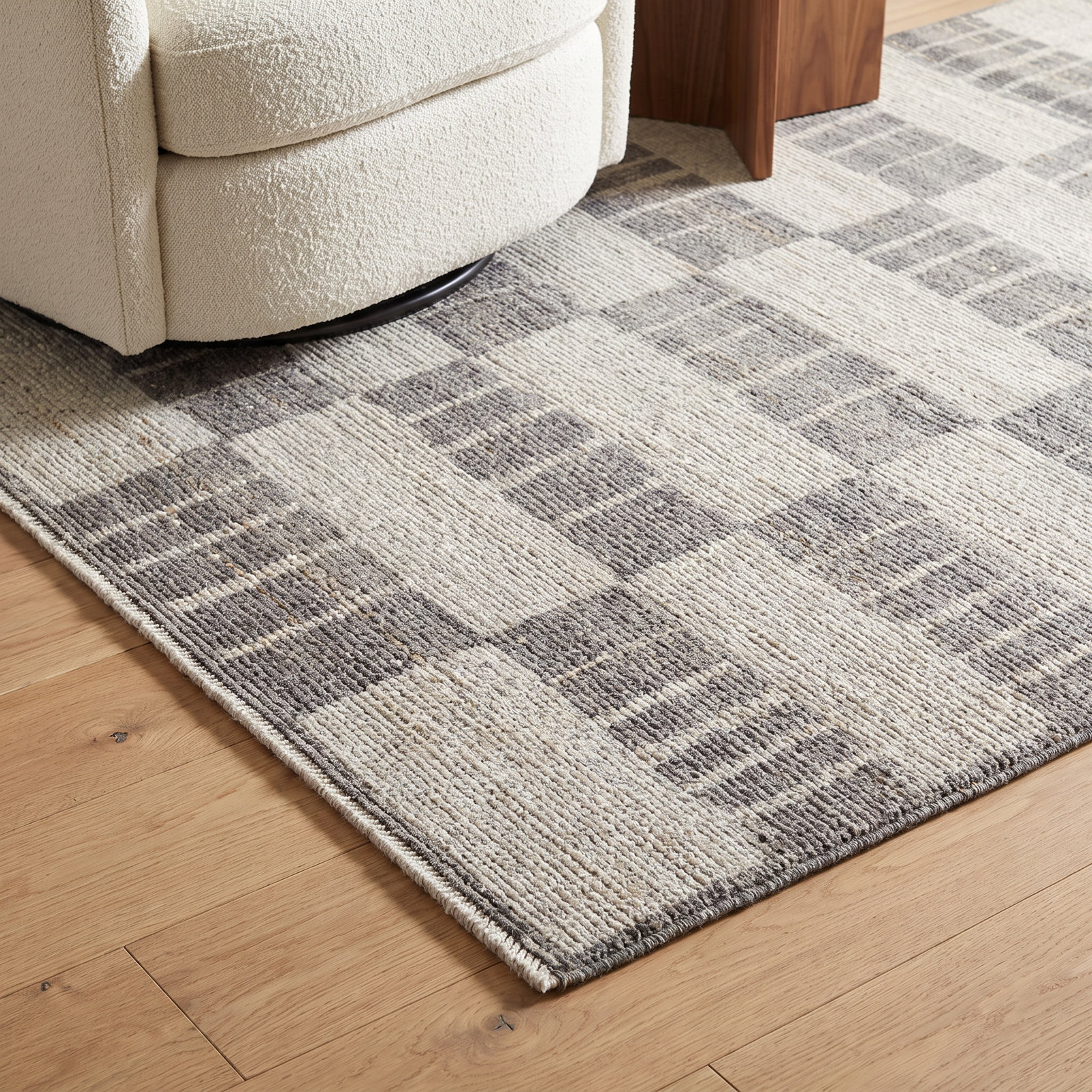 Todd Hand-Knotted Abstract Wool Rug, Rectangle 2' x 3'