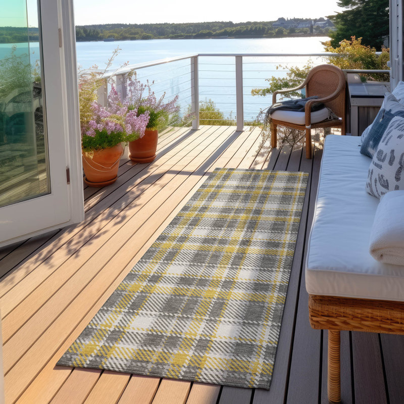 Washable Plaid Indoor / Outdoor Rug, Runner 2'3" x 7'6"