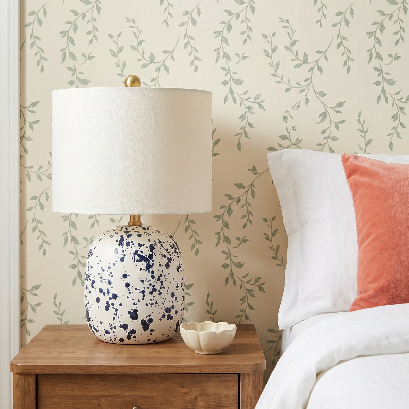 Avari Ceramic Table Lamp