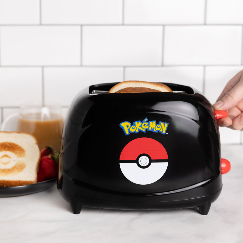 Uncanny Brands Pokémon Pokéball 2 Slice Toaster