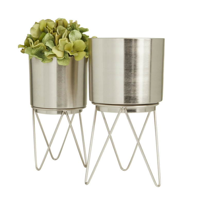 2-Piece Iron Pot Planter Set
