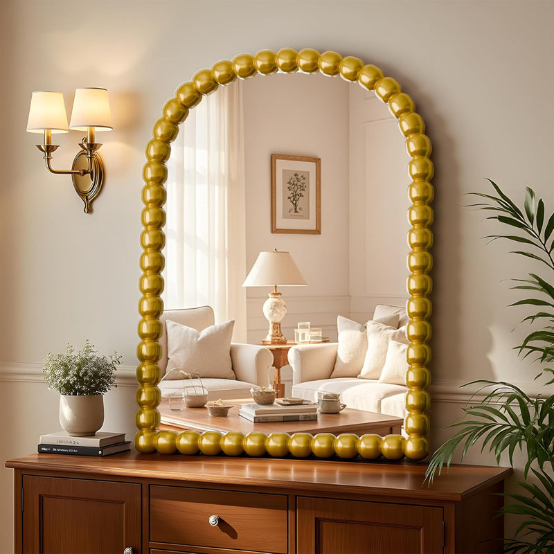 Miroir de salle de bain mural arqué, miroir de maquillage décoratif perlé rétro, 30 po x 38 po, Doré
