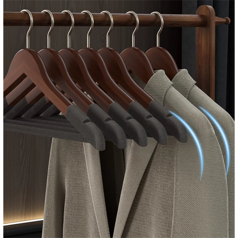 Cintre standard en bois antidérapant pour robe / chandail Nyssa, 10