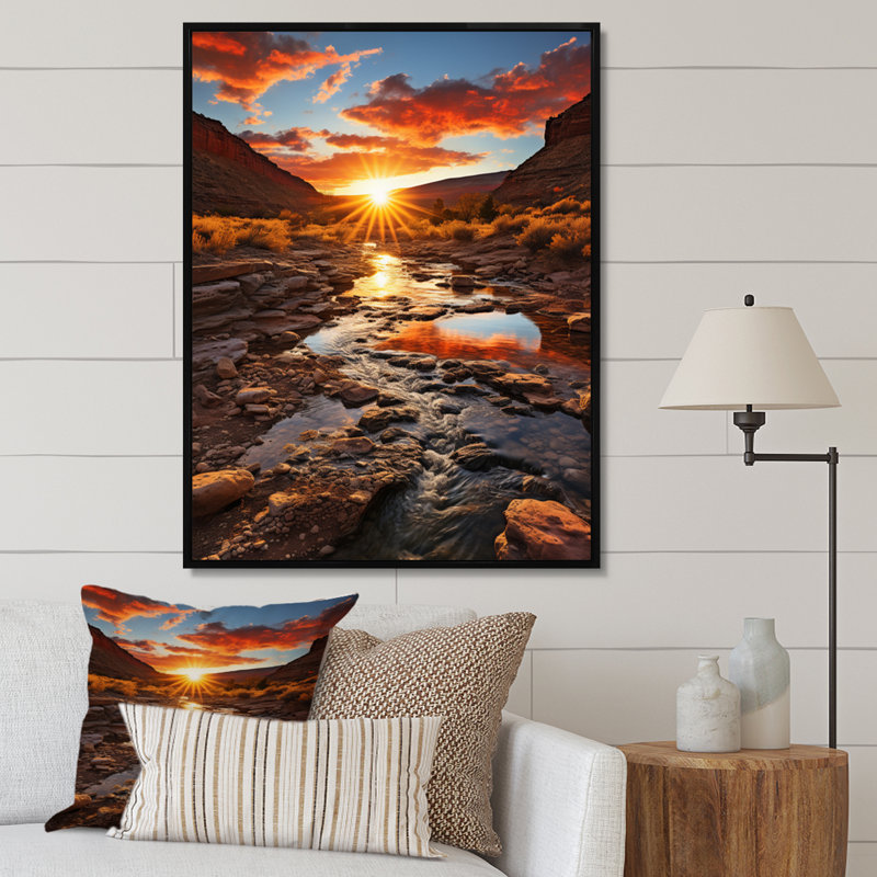 Coucher de soleil à Utah Mountain I, H 40 po x l 30 po x P 1,5 po, Cadre flottant noir